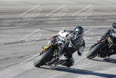 media/Dec-07-2025-CVMA (Sun) [[3e7d2de5dc]]/Race 5-Formula UL-CVMA Hooligans-American Thunder/